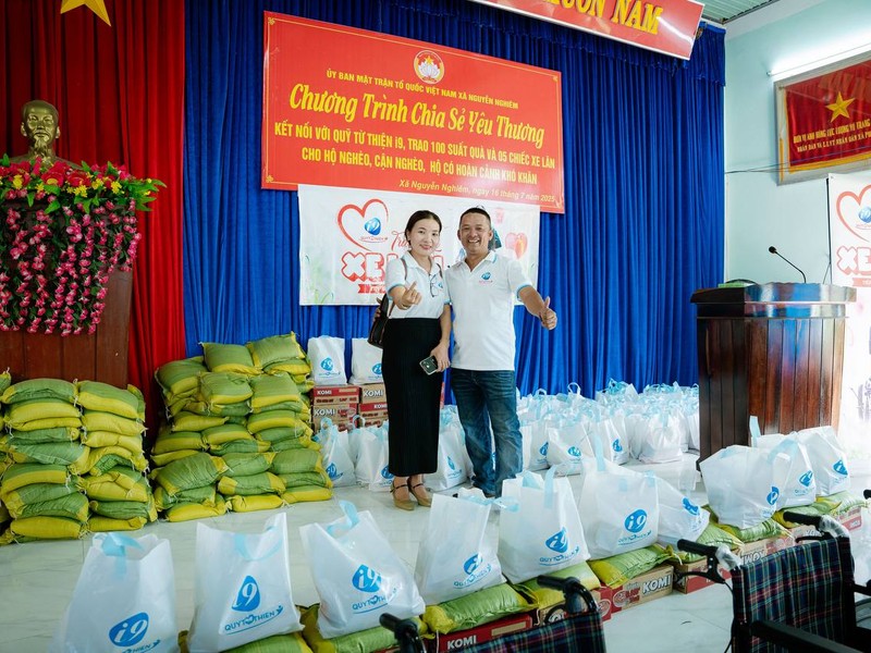 Biểu tượng cá cược có trách nhiệm và hỗ trợ cộng đồng từ 888b