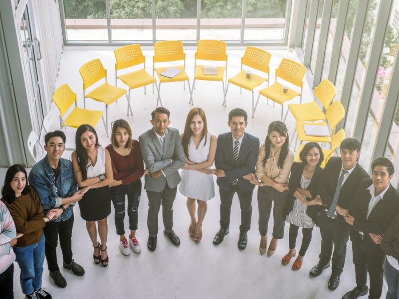 Hình ảnh biểu tượng trách nhiệm cá cược, với người chơi an toàn và công bằng tại 888b.